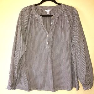 Time and Tru Seersucker Popover Shirt